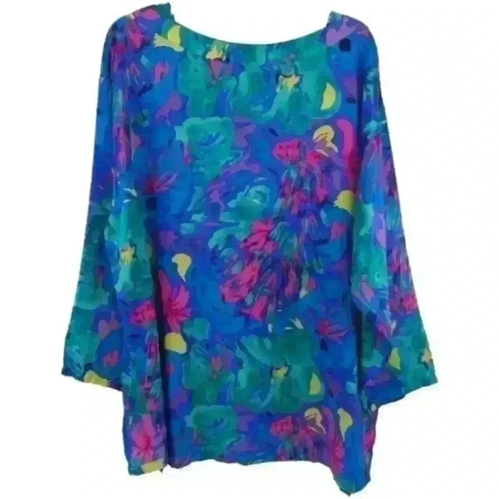 Vintage Victoria’s Secret Flora sleep shirt